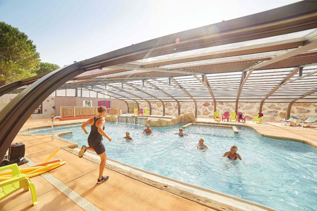 Camping Laroque Des Alberes Laroque-des-Albères Quarto foto